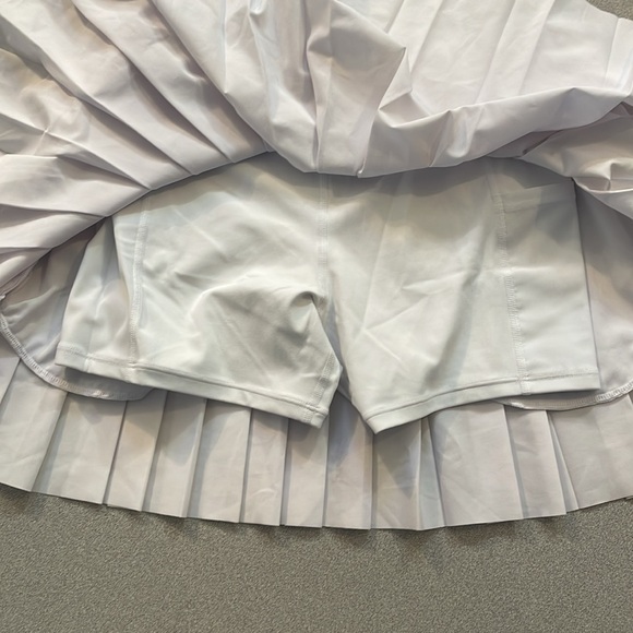 Greyson Women’s Willow Skirt Size XS in White - Picture 4 of 5